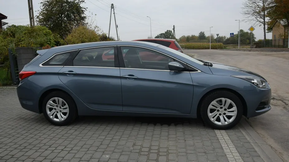 HYUNDAI i40 -