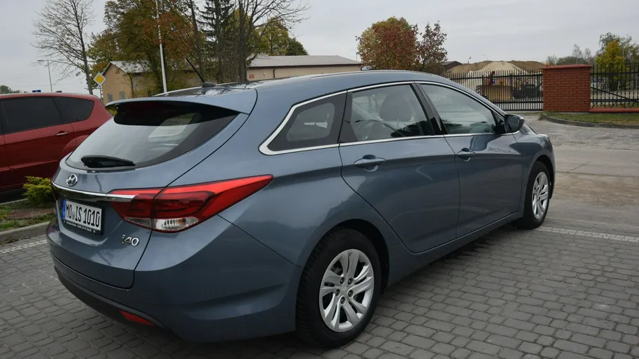 HYUNDAI i40 -