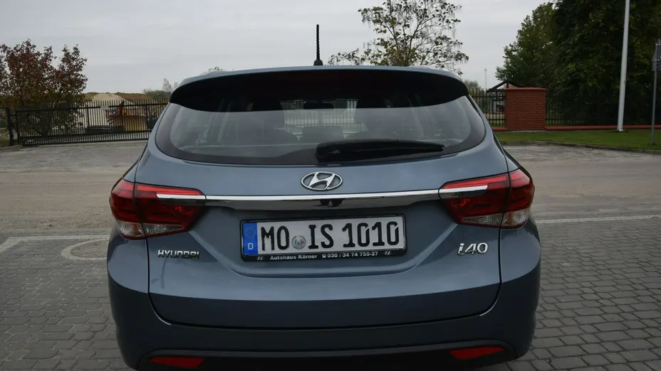 HYUNDAI i40 -