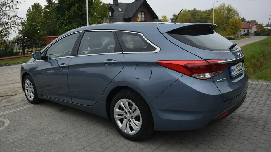 HYUNDAI i40 -