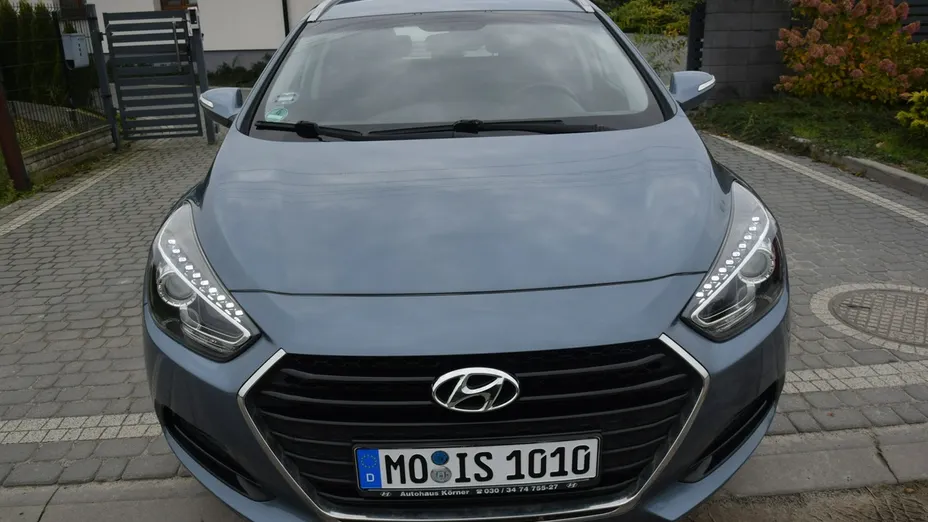 HYUNDAI i40 -