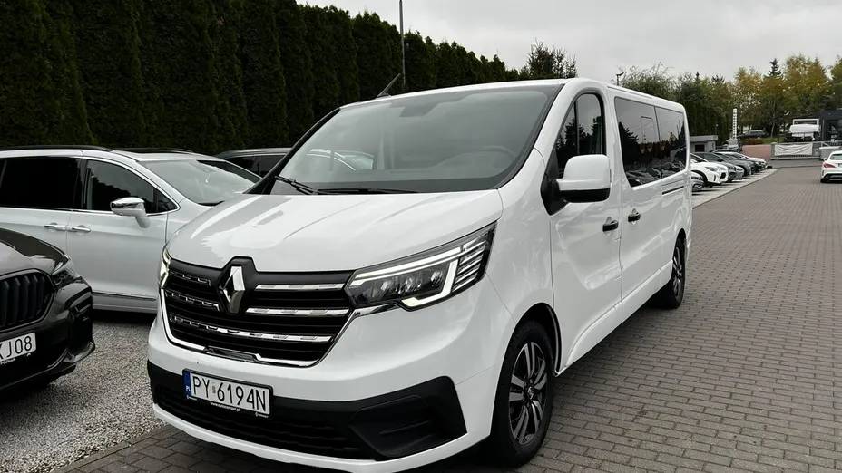 RENAULT Trafic -