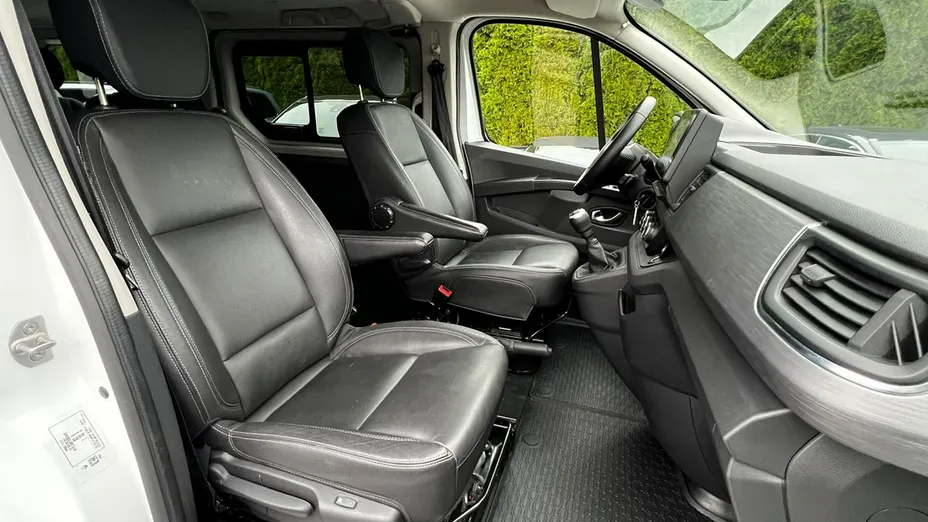 RENAULT Trafic -