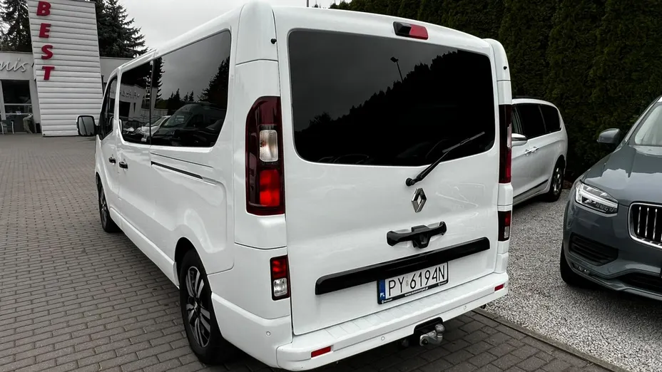 RENAULT Trafic -