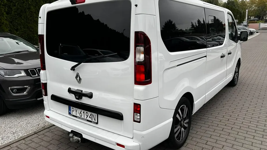 RENAULT Trafic -