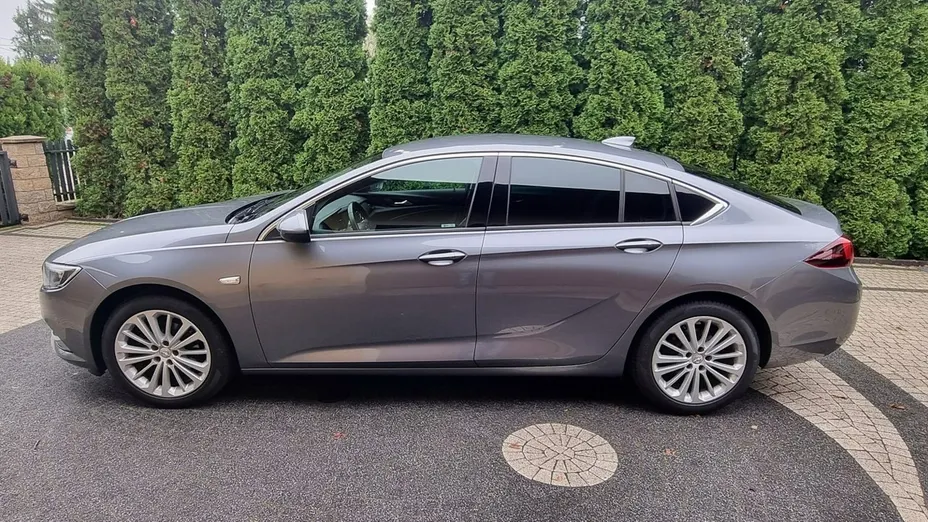 OPEL Insignia -