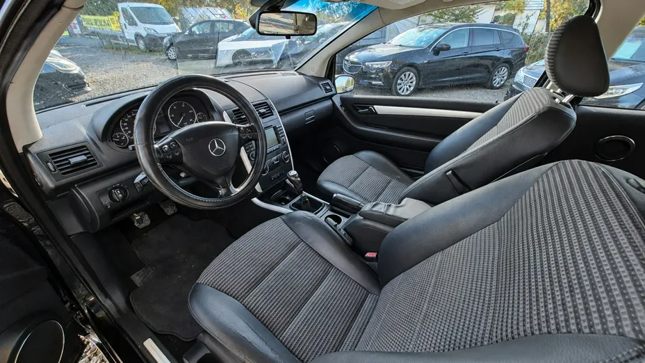 MERCEDES-BENZ A Klasa -