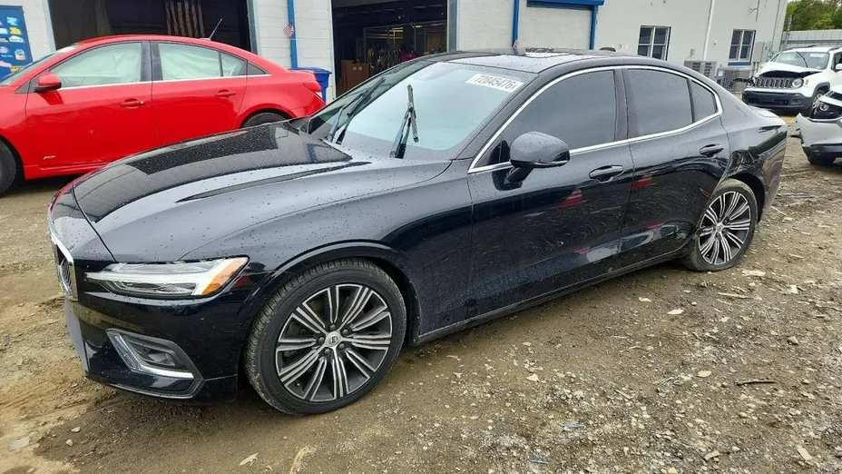 VOLVO S60 -