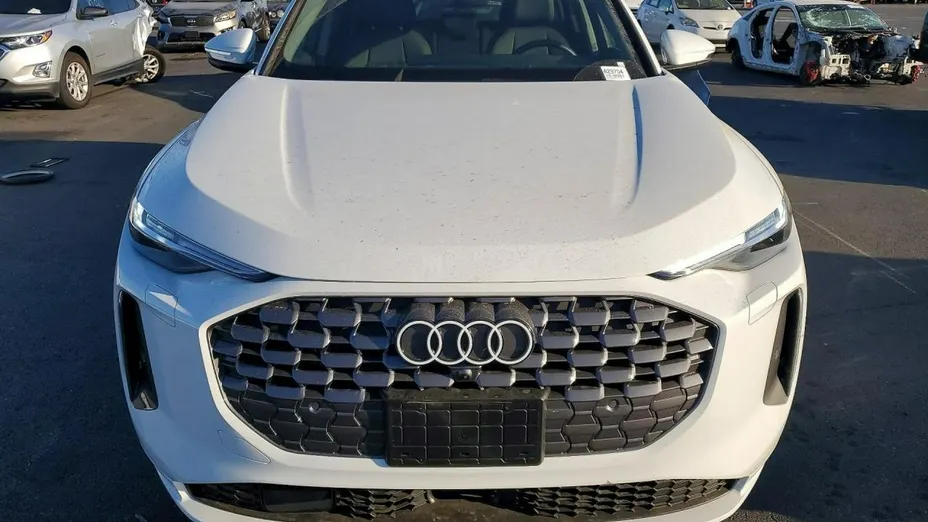 AUDI Q5 -