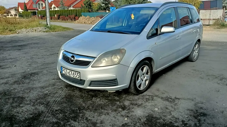 OPEL Zafira -