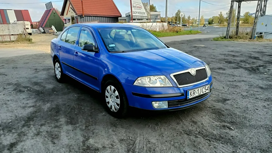 SKODA Octavia -