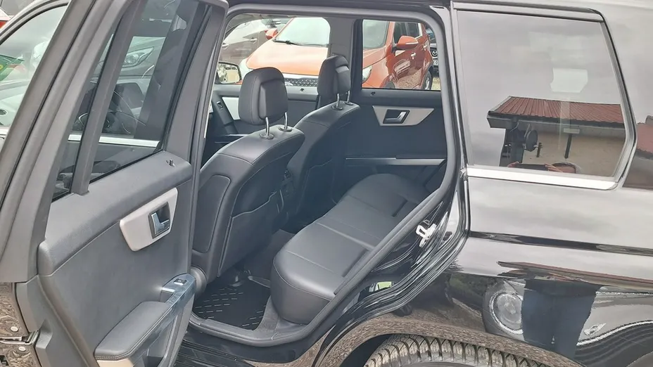 MERCEDES-BENZ GLK -