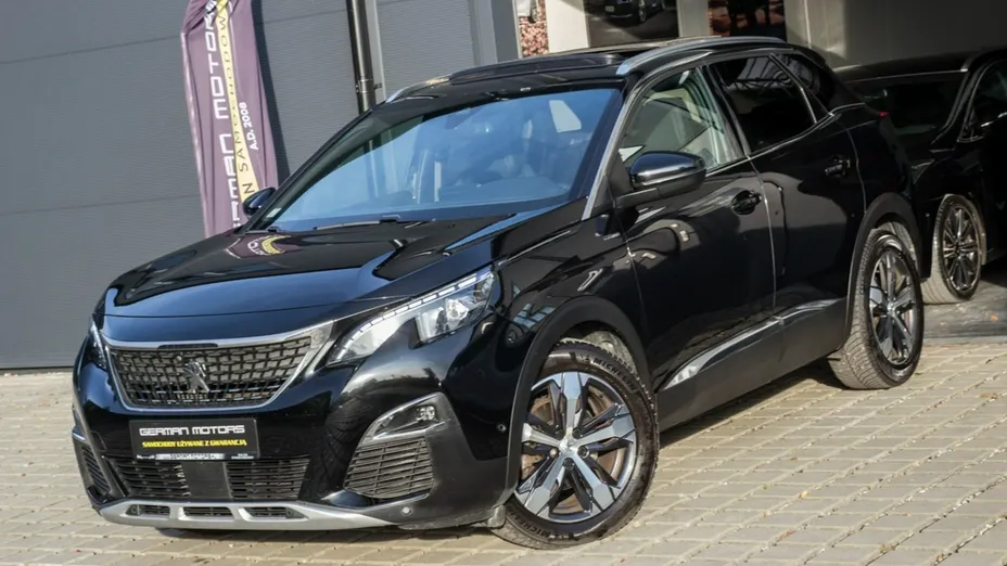 PEUGEOT 3008 -