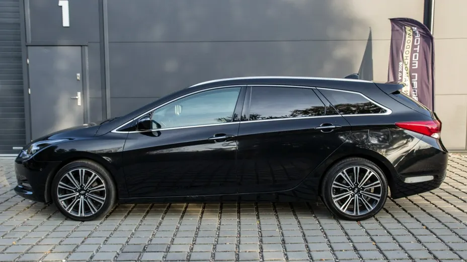 HYUNDAI i40 -
