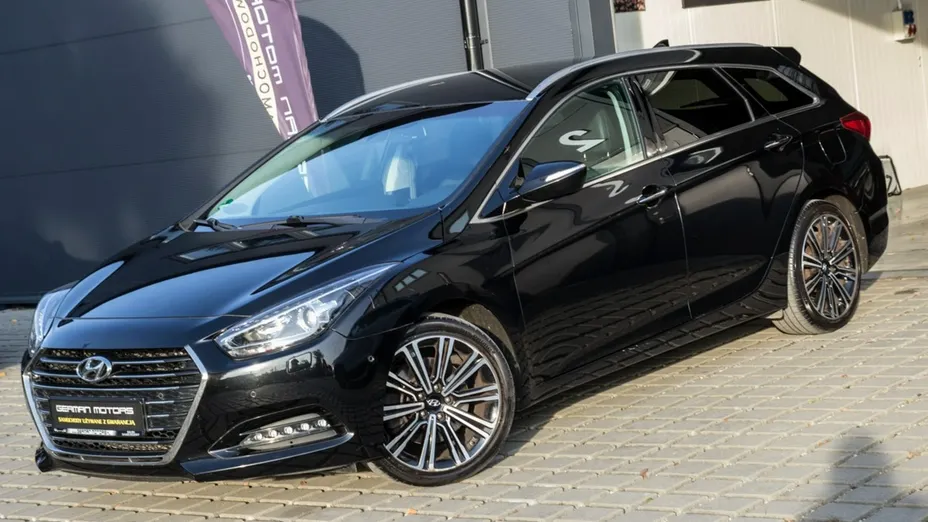 HYUNDAI i40 -