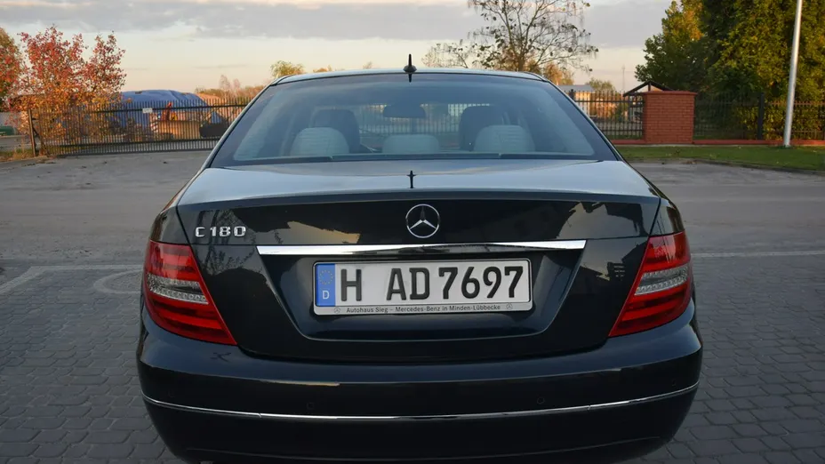 MERCEDES-BENZ C Klasa -