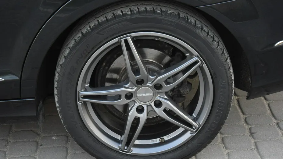 MERCEDES-BENZ C Klasa -