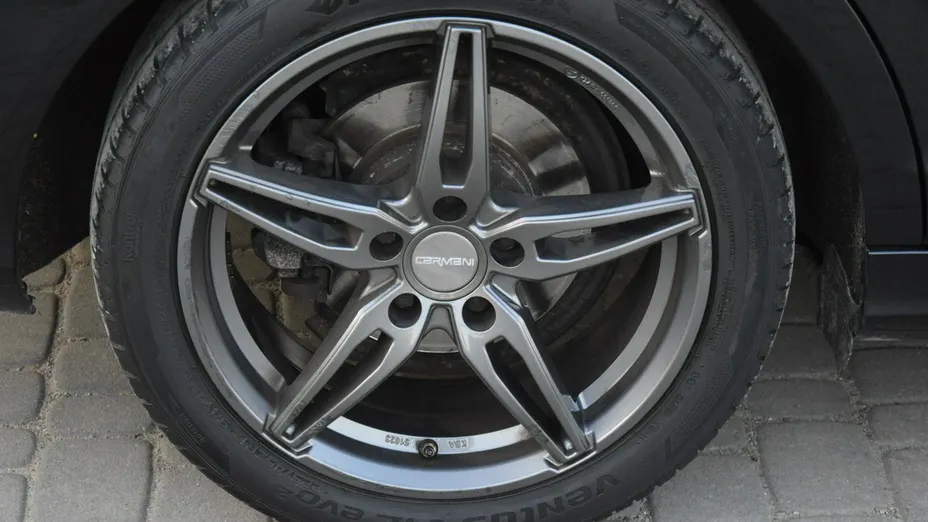 MERCEDES-BENZ C Klasa -
