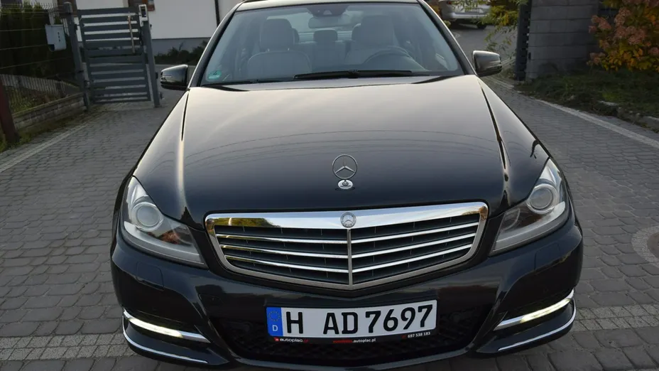 MERCEDES-BENZ C Klasa -
