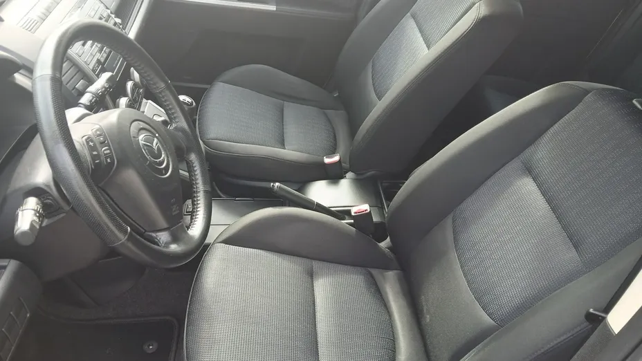 MAZDA 5 -