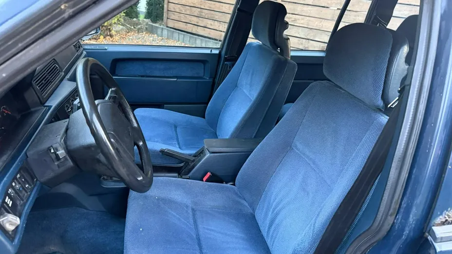 VOLVO 940 -