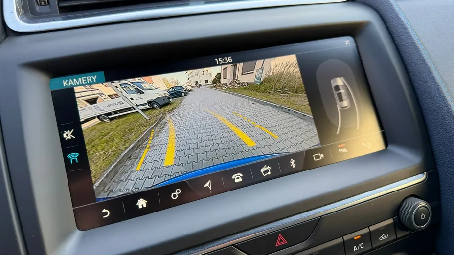 JAGUAR E-Pace -