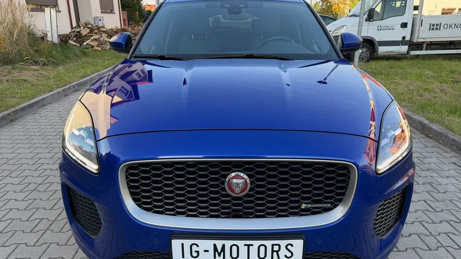 JAGUAR E-Pace -