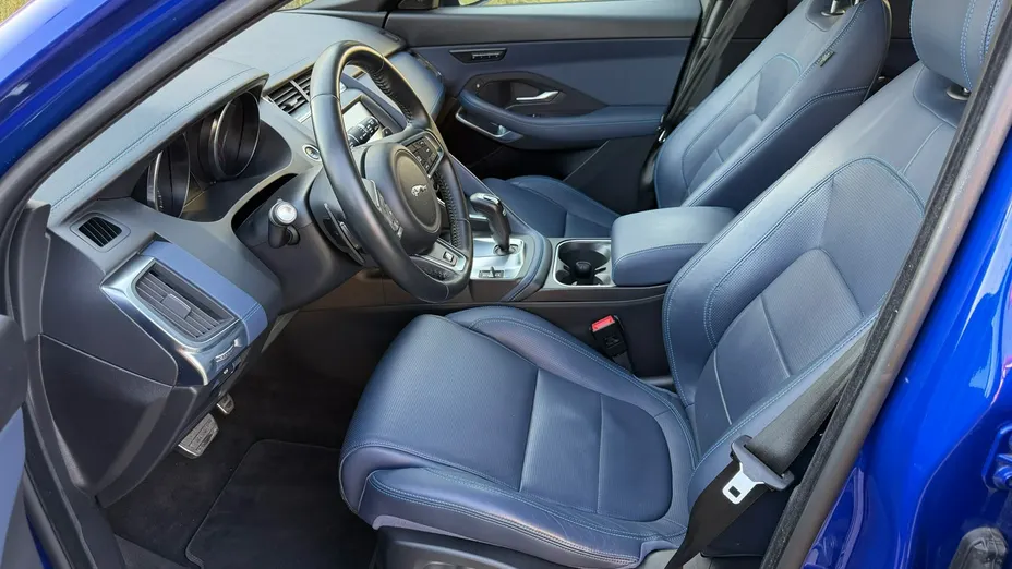JAGUAR E-Pace -