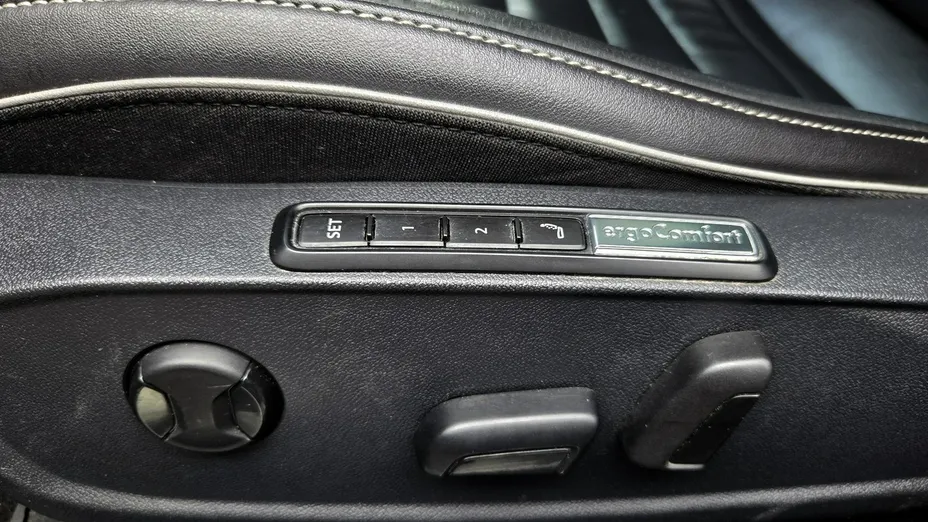 VOLKSWAGEN Arteon -