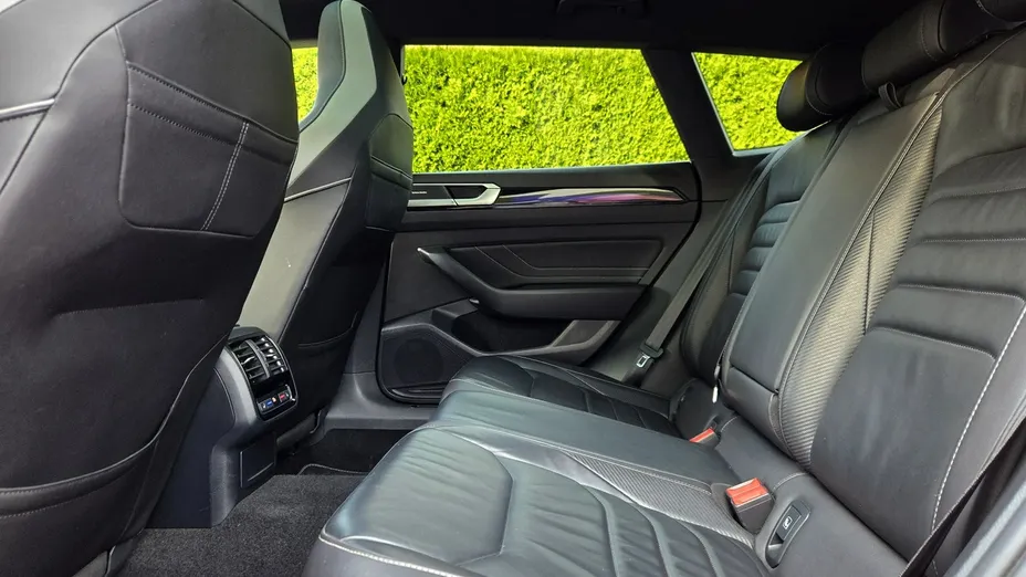 VOLKSWAGEN Arteon -