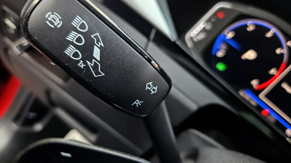 VOLKSWAGEN Arteon -