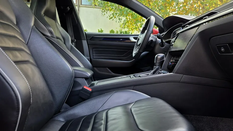 VOLKSWAGEN Arteon -
