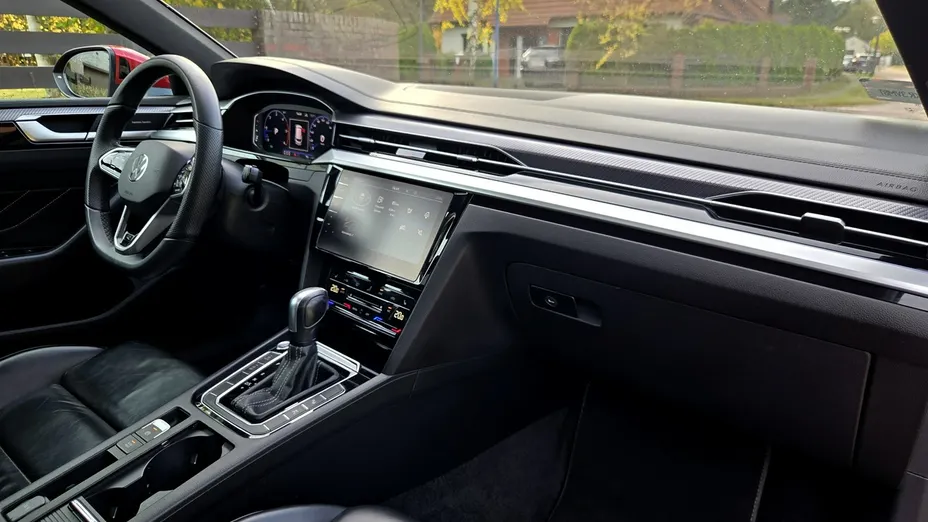 VOLKSWAGEN Arteon -