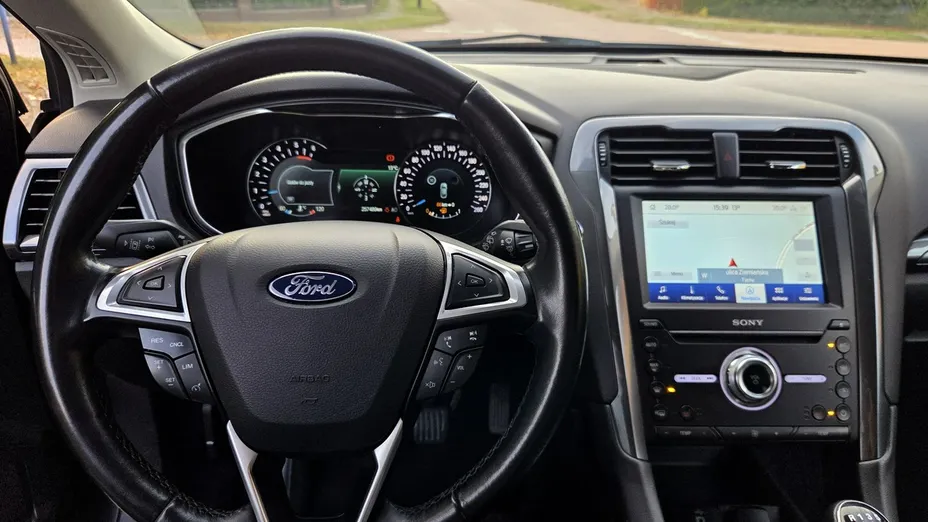FORD Mondeo -