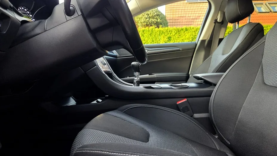 FORD Mondeo -