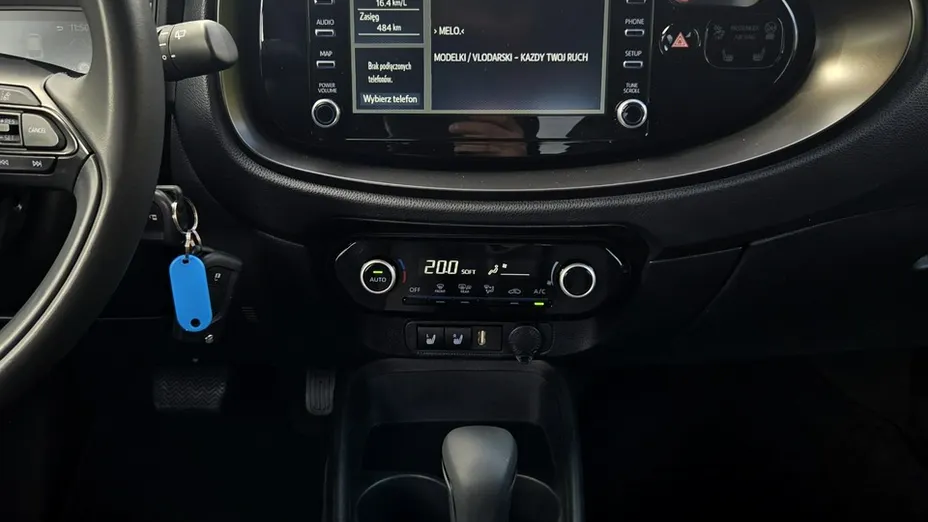 TOYOTA Aygo X -