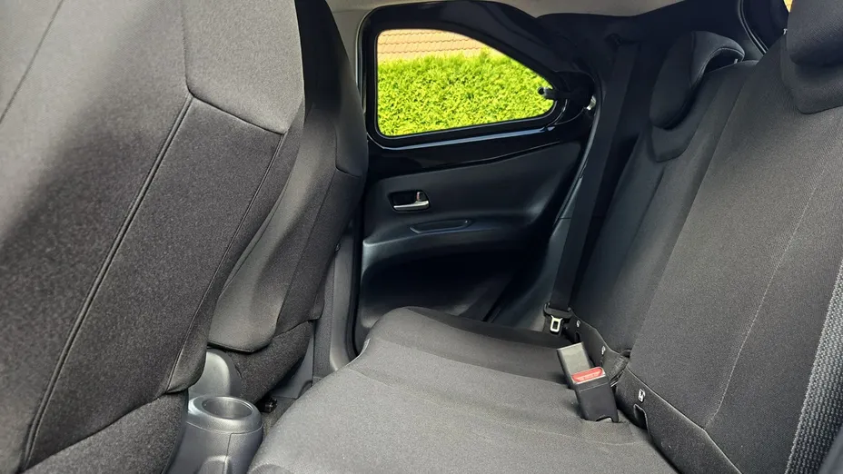 TOYOTA Aygo X -