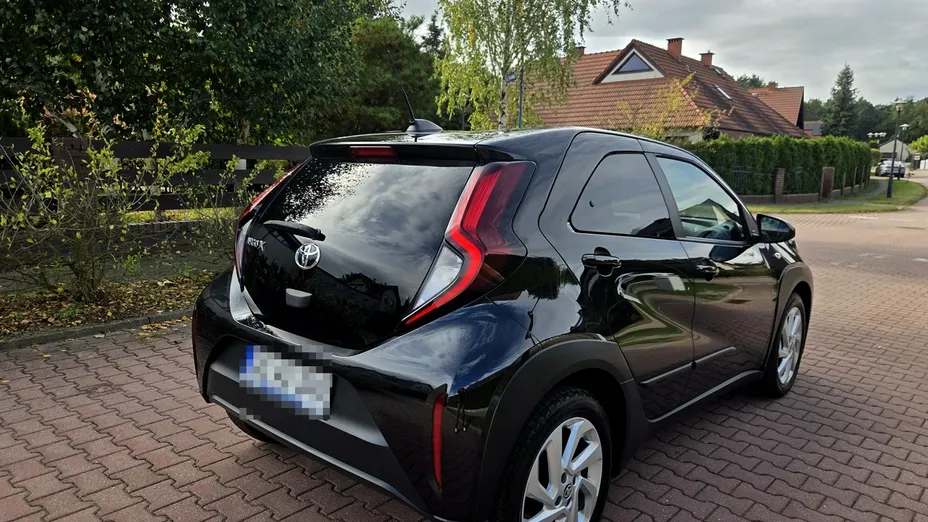 TOYOTA Aygo X -