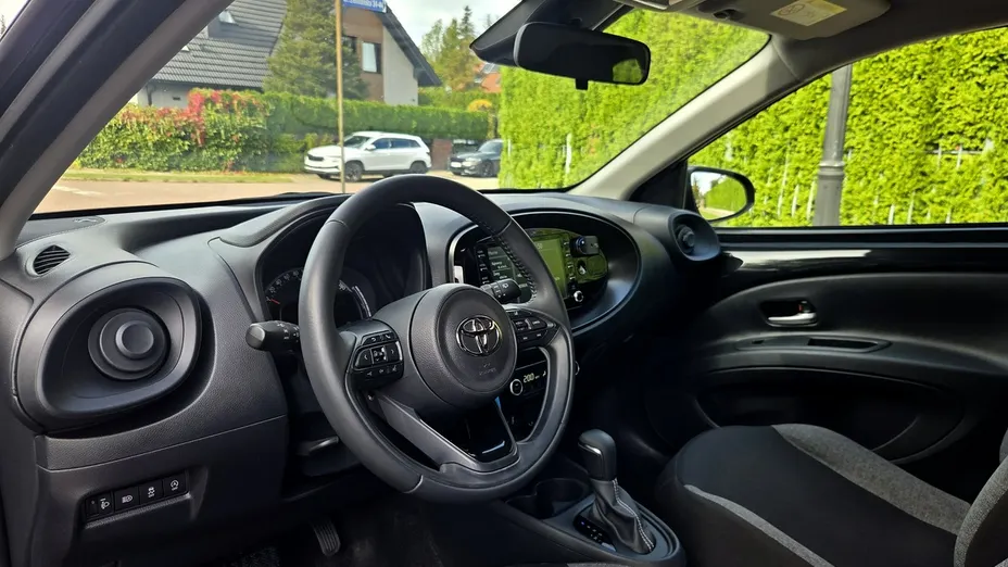 TOYOTA Aygo X -