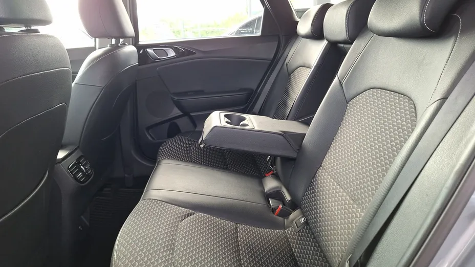 KIA Cee'd Ceed 1.5 T-GDI L
