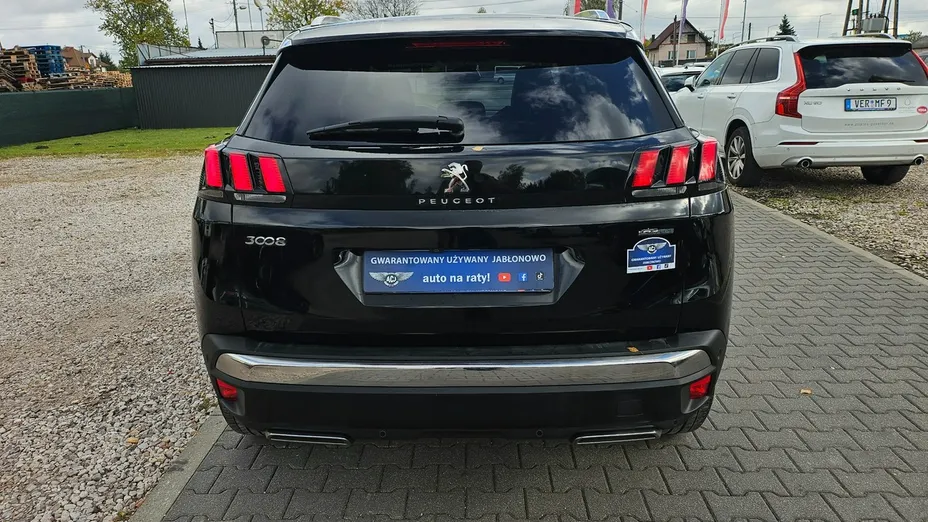 PEUGEOT 3008 -