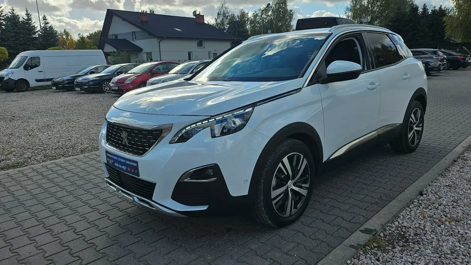 PEUGEOT 3008 -