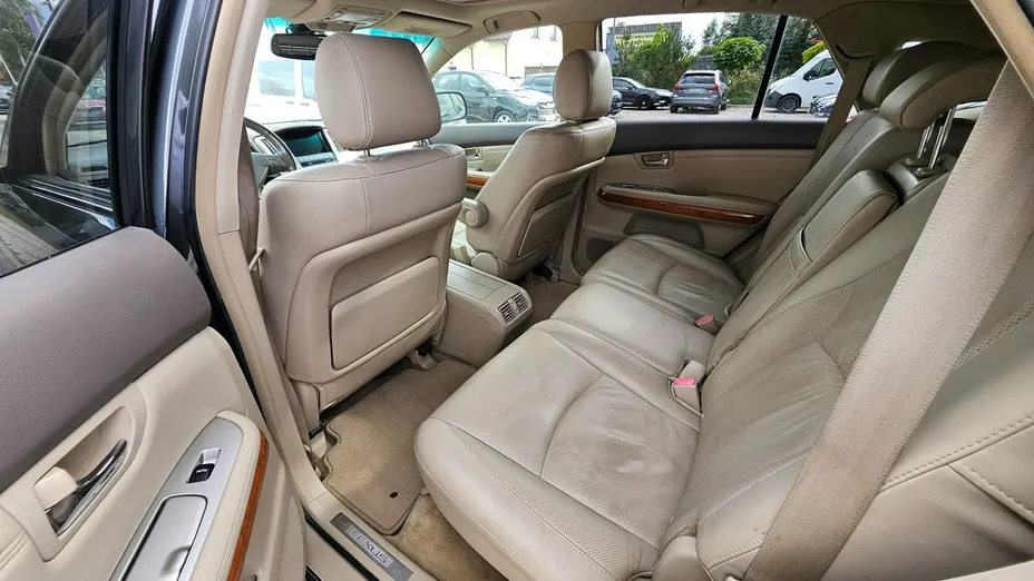 LEXUS RX -