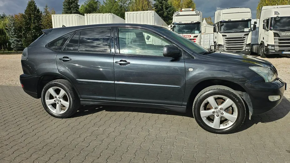 LEXUS RX -