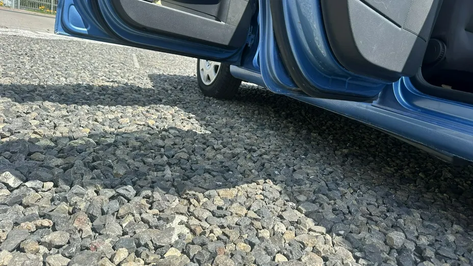 VOLKSWAGEN Polo -