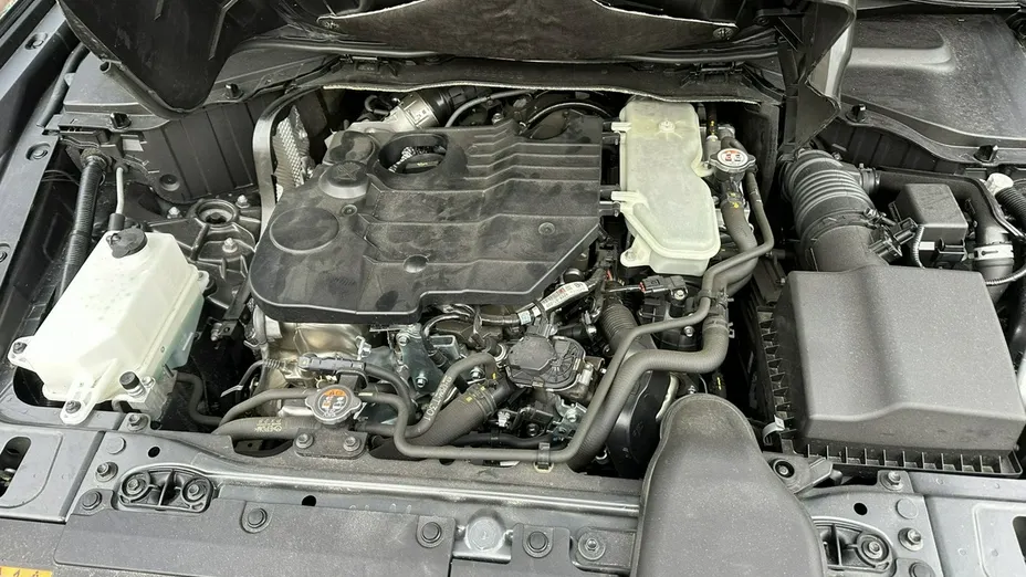 MAZDA CX-60 -