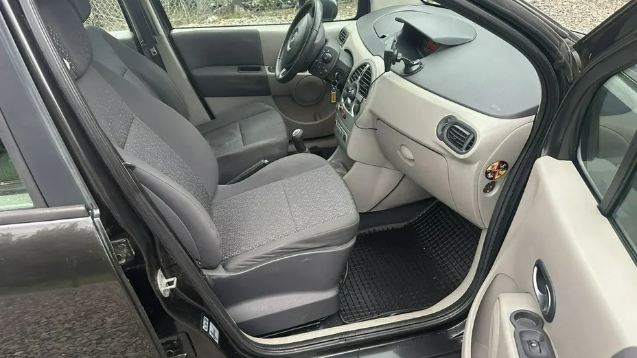 RENAULT Modus -