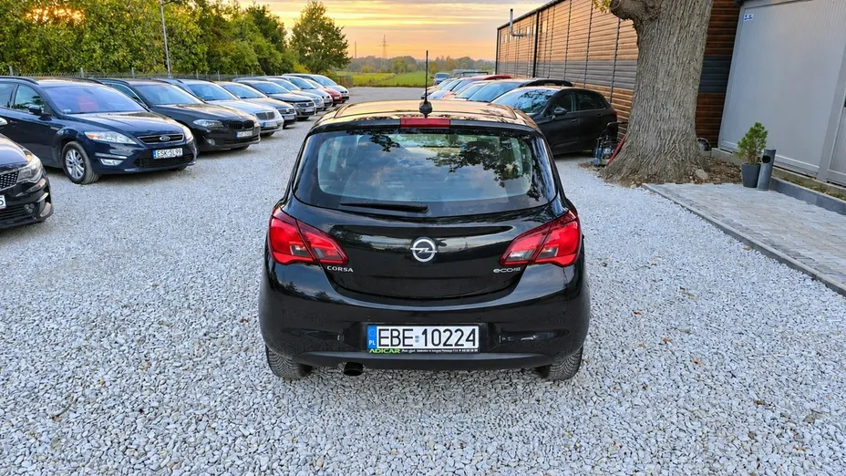 OPEL Corsa -