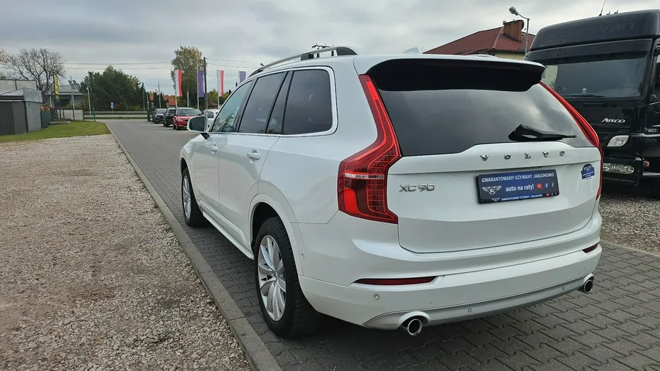 VOLVO XC90 -