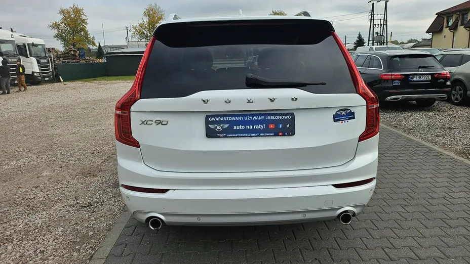 VOLVO XC90 -